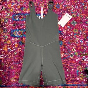 Lululemon bodysuit